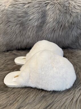 Free People White Faux Fur Slippers Size 9/40